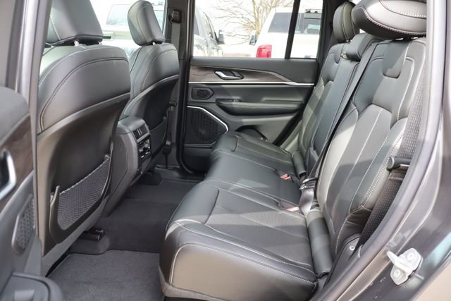 New 2026 Jeep Grand Cherokee Limited image 39