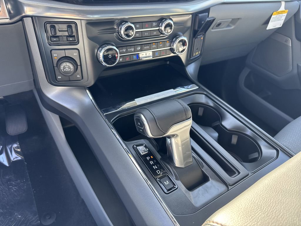 New 2025 Ford F150 Lariat w/ Equipment Group 501A Mid image 31