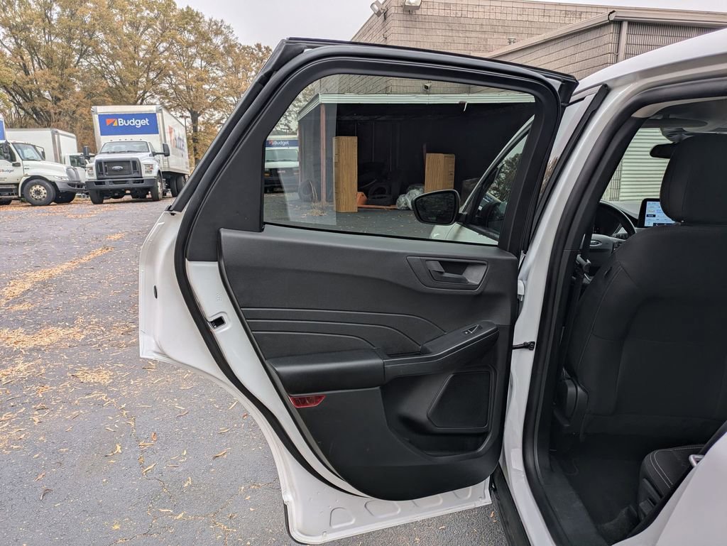Used 2025 Ford Escape Active image 24