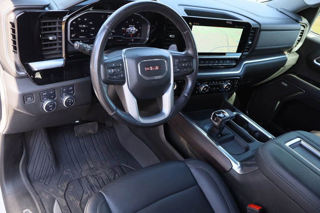 Used 2022 GMC Sierra 1500 SLT w/ SLT Premium Plus Package image 11