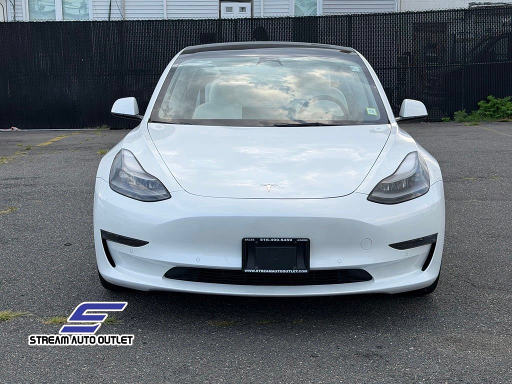 Used 2022 Tesla Model 3 RWD image 2