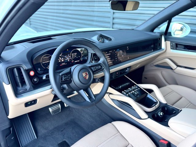 New 2026 Porsche Cayenne S AWD/4WD image 4