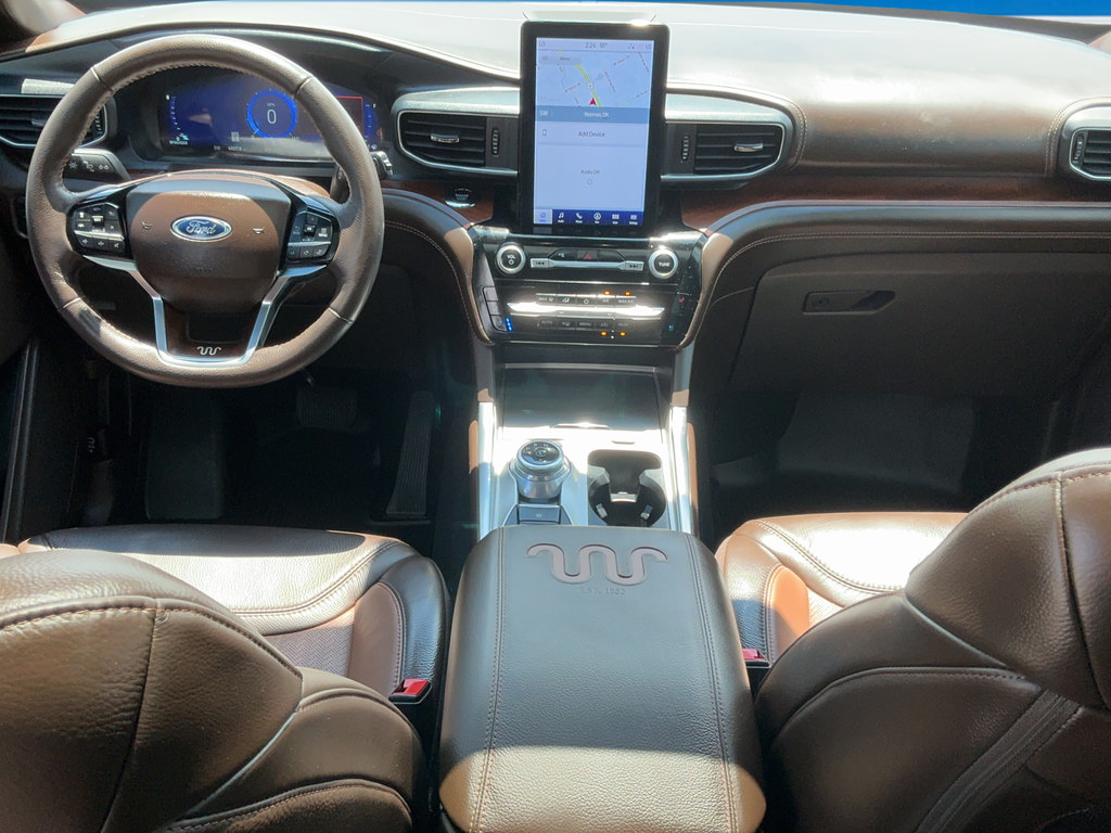 Used 2024 Ford Explorer King Ranch w/ Technology Package AWD/4WD image 31