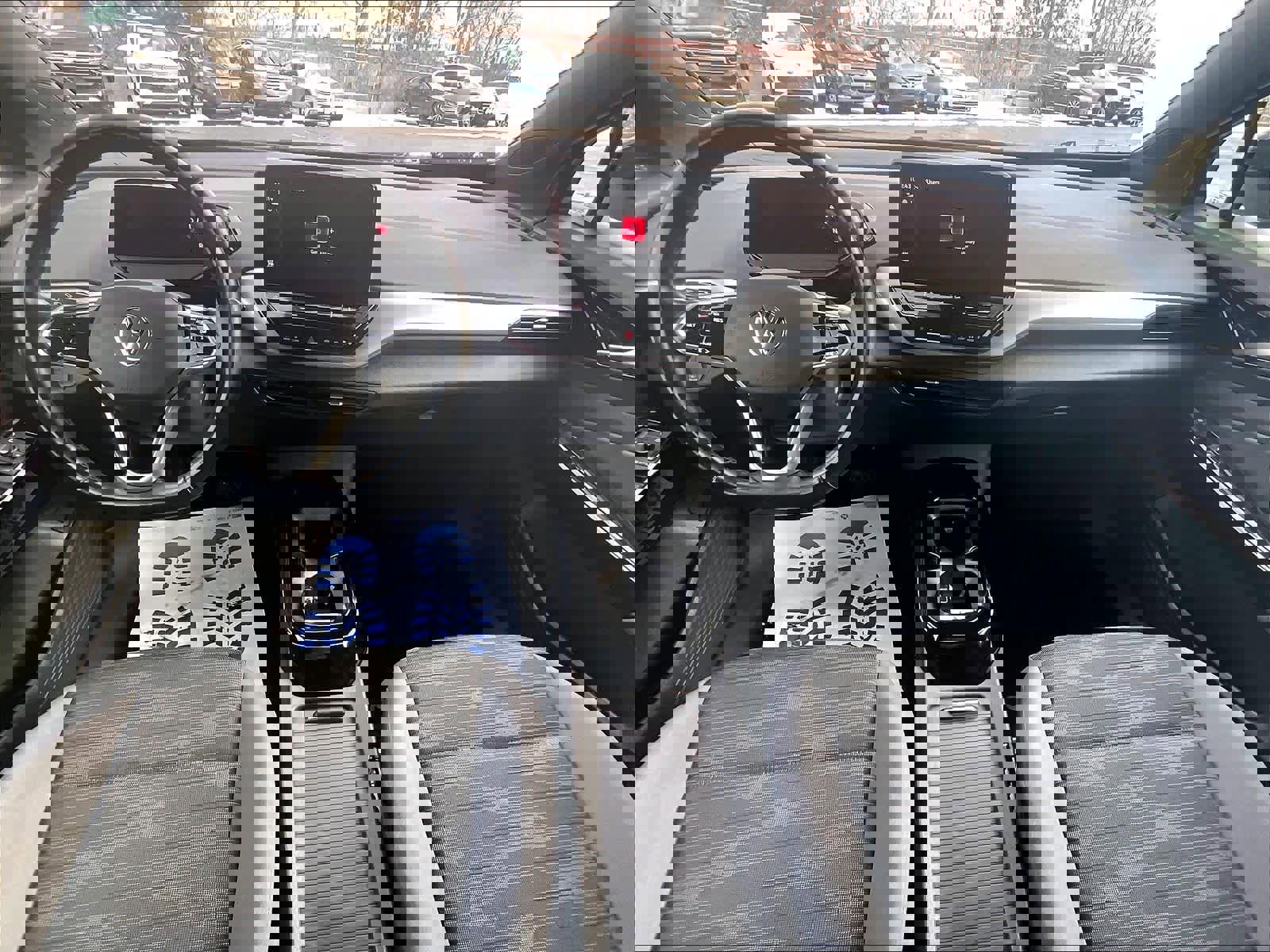 Used 2021 Volkswagen ID.4 Pro image 20