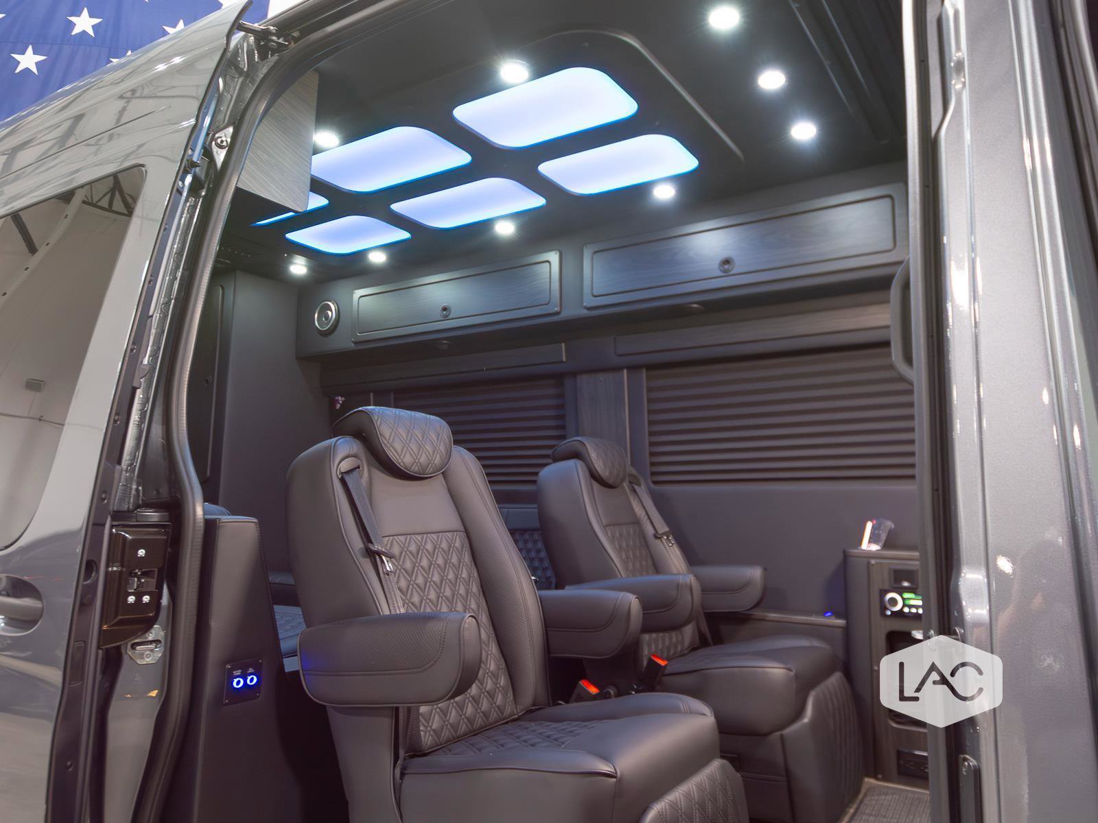 Used 2025 Mercedes-Benz Sprinter 3500 image 4