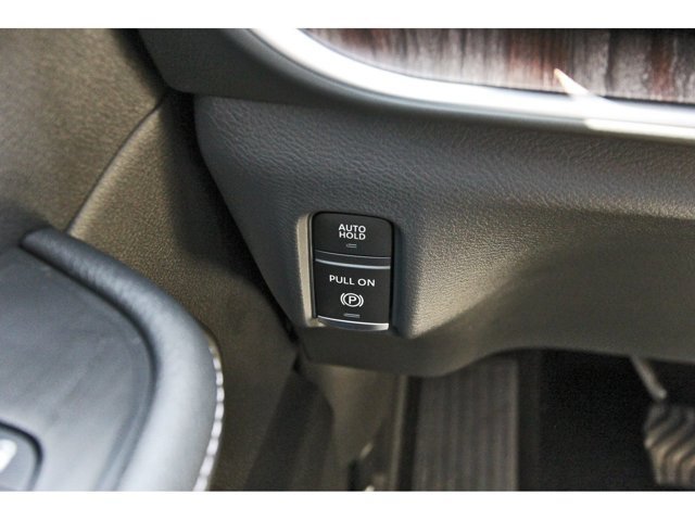 New 2026 Nissan Armada SL w/ Captain's Chari Seat Package RWD image 24