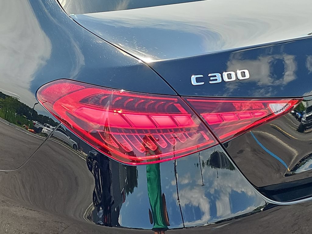 Used 2025 Mercedes-Benz C 300 Sedan image 34