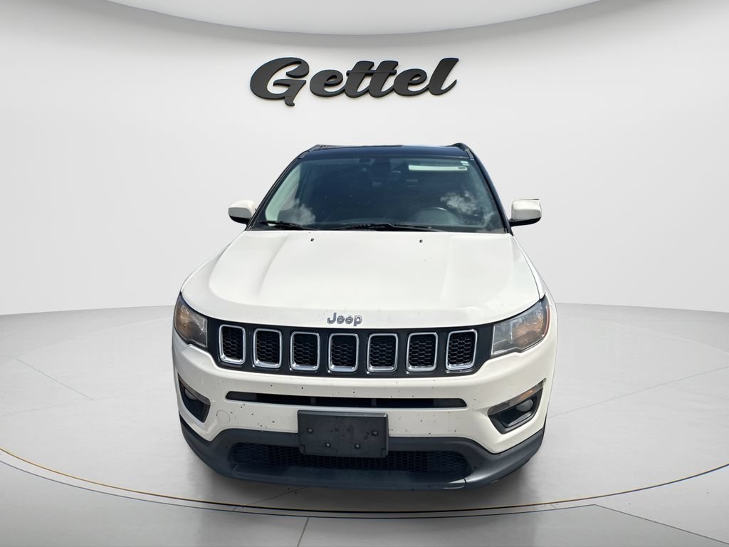 Used 2019 Jeep Compass Latitude w/ Popular Equipment Group AWD/4WD image 4