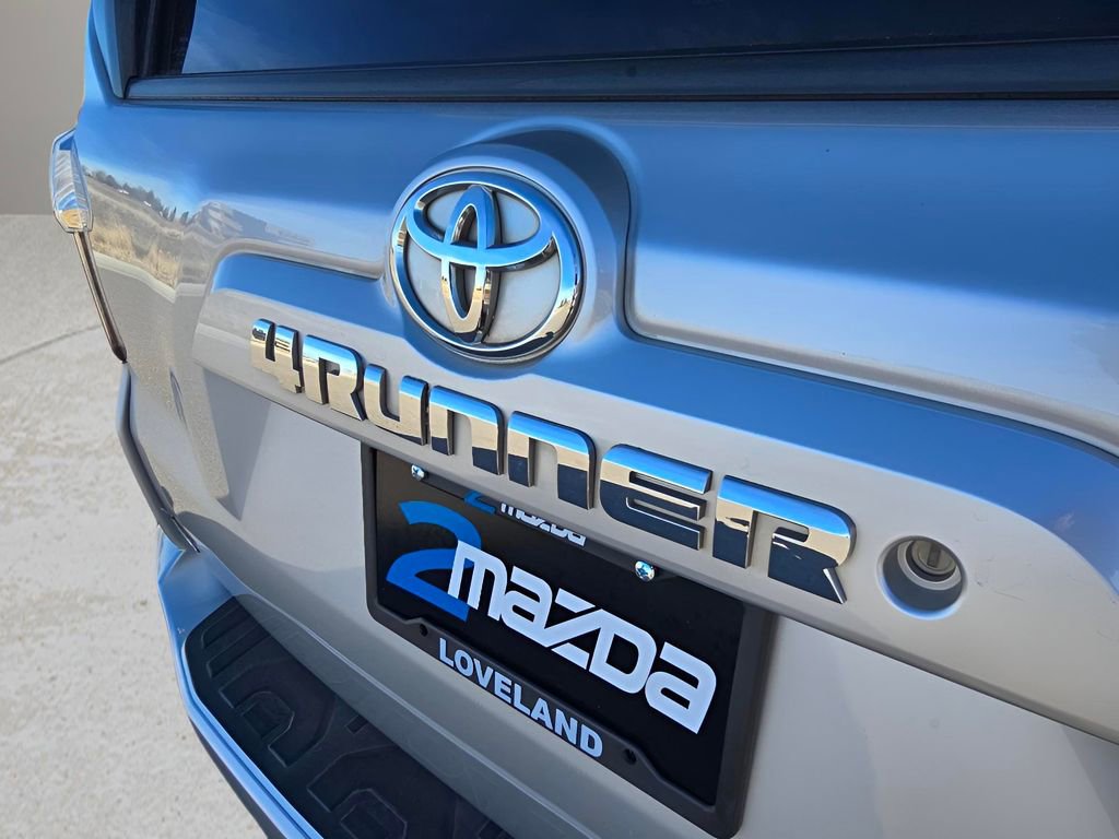 Used 2016 Toyota 4Runner SR5 Premium image 11
