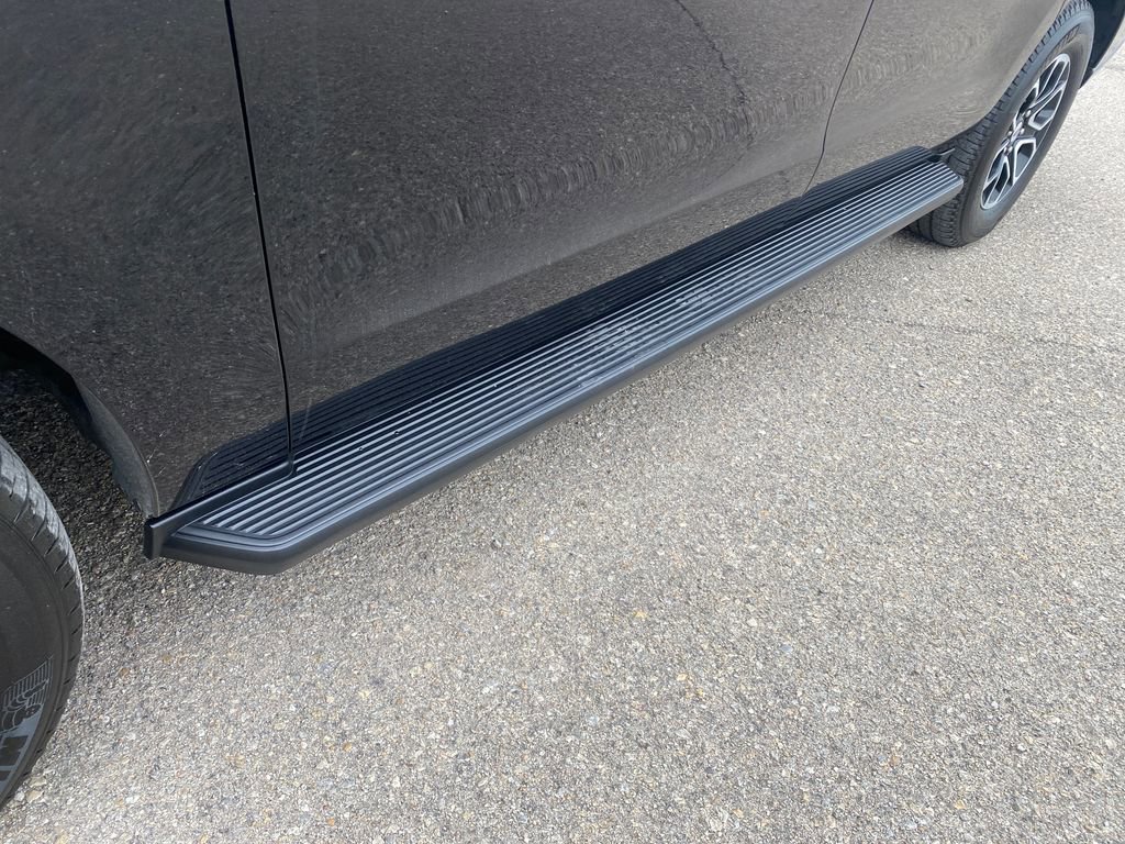 Used 2024 Ford Expedition Max XLT image 40