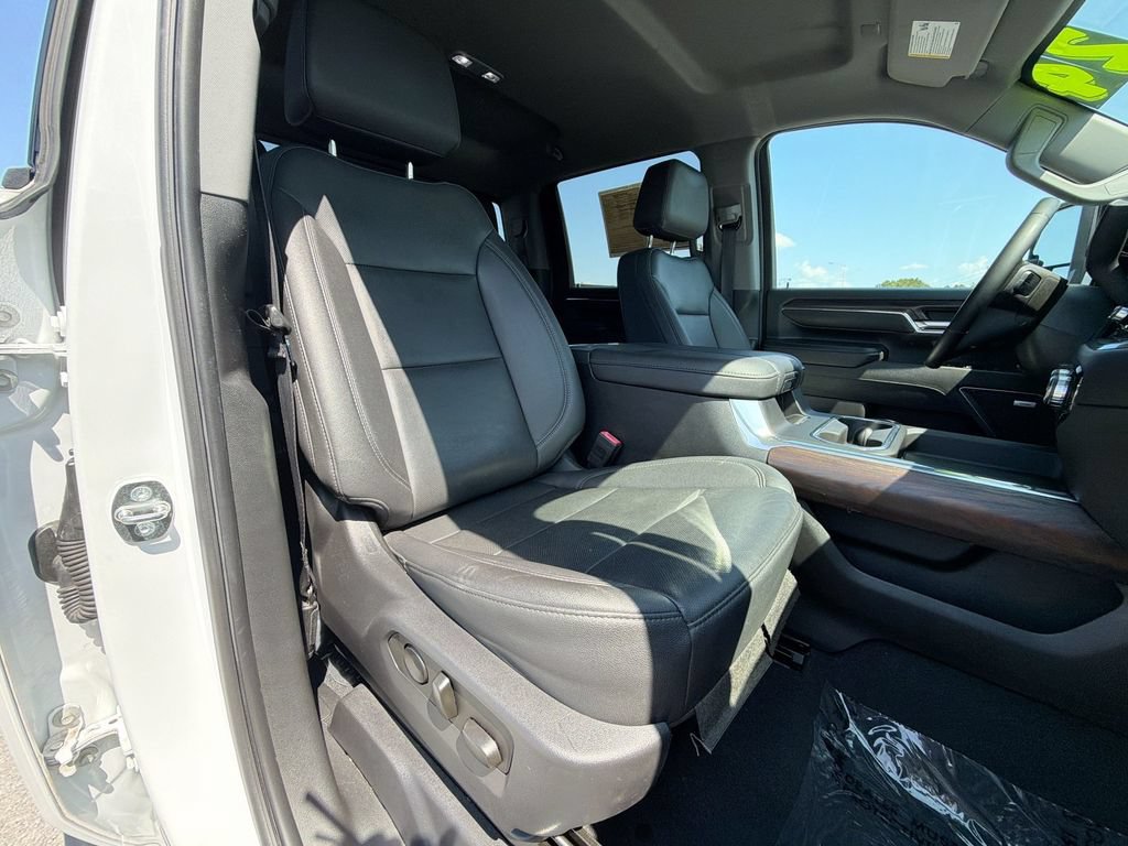 Used 2024 GMC Sierra 3500 SLT w/ SLT Premium Package AWD/4WD image 35