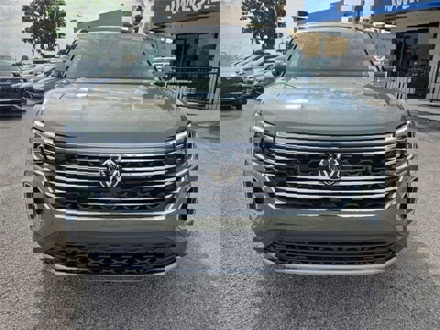 New 2026 Volkswagen Atlas SE image 2