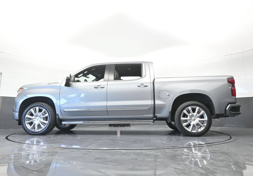 Used 2024 Chevrolet Silverado 1500 High Country w/ Technology Package AWD/4WD image 72