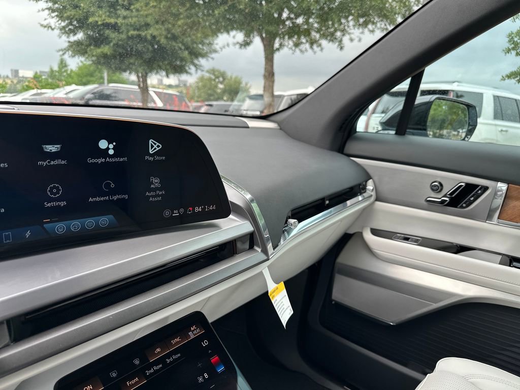 New 2026 Cadillac Vistiq Premium Luxury AWD/4WD image 24