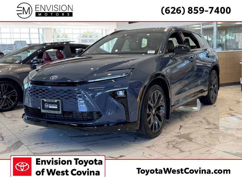 New 2025 Toyota Crown Signia