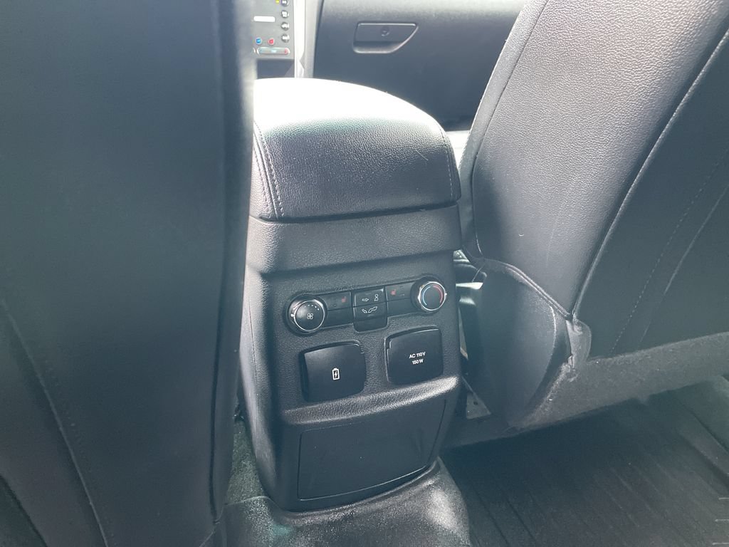 Used 2016 Ford Explorer Limited w/ Equipment Group 303A AWD/4WD image 28