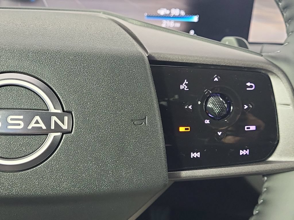 New 2026 Nissan Leaf SV+ w/ Floor Mat Package (SV+) FWD image 17