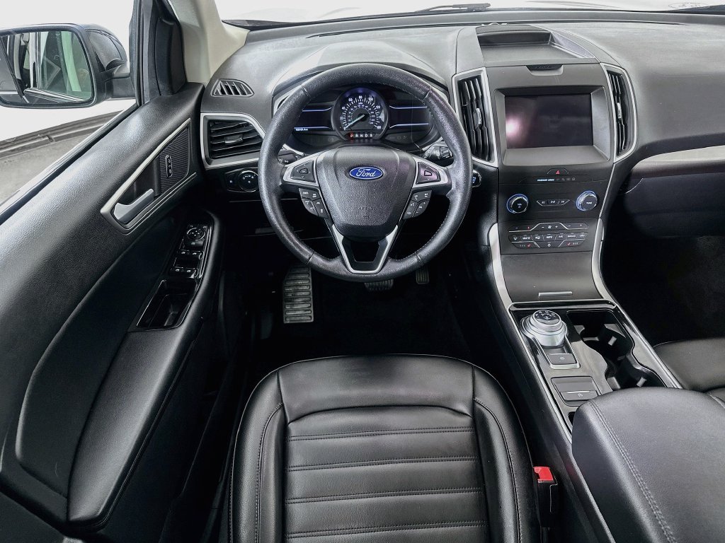 Used 2020 Ford Edge SEL w/ Cold Weather Package AWD/4WD image 4