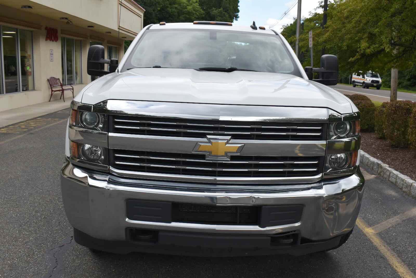 Used 2018 Chevrolet Silverado 3500 W/T RWD image 9