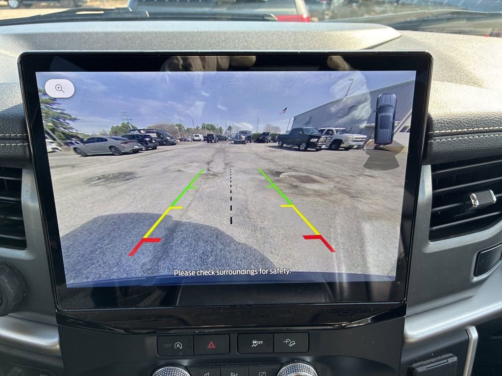 Used 2023 Ford Expedition XLT image 30