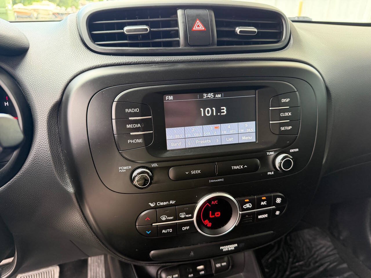 Used 2017 Kia Soul + w/ Designer's Package FWD image 25