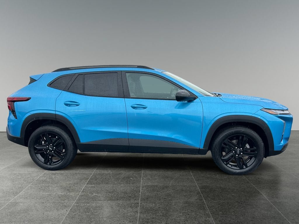 New 2026 Chevrolet Trax ACTIV w/ Sunroof Package FWD image 8