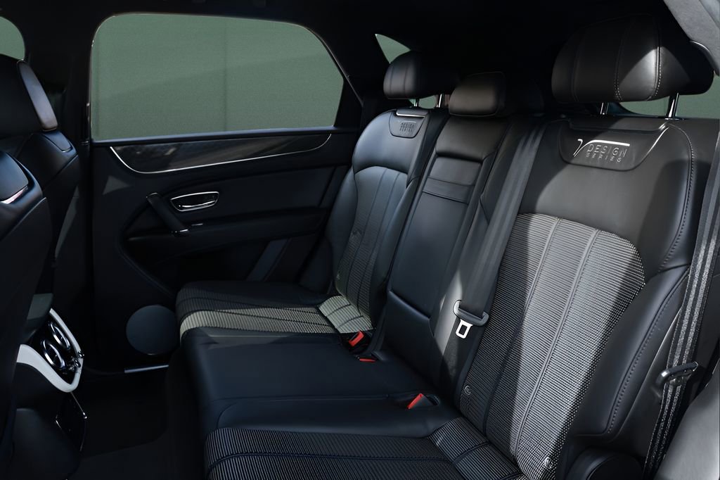 Used 2020 Bentley Bentayga Design Series image 13