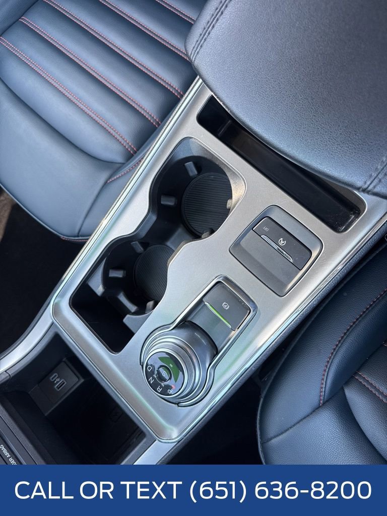 Used 2023 Ford Edge SEL w/ Sport Appearance Package image 16