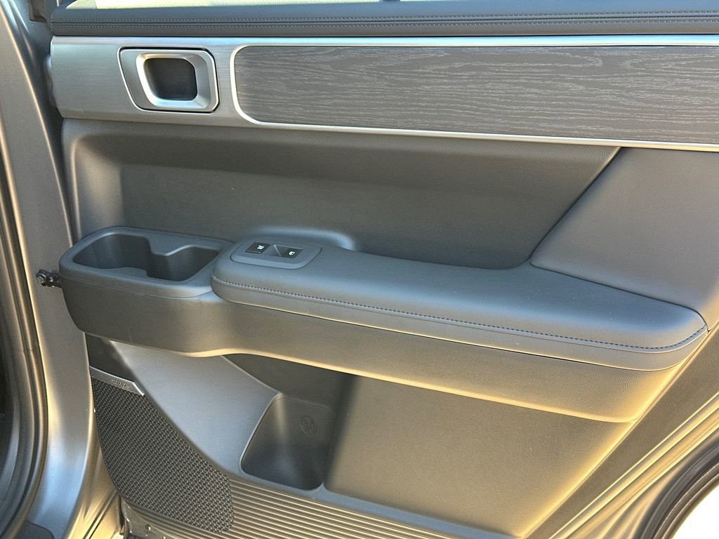 New 2026 Hyundai Santa Fe Limited image 16