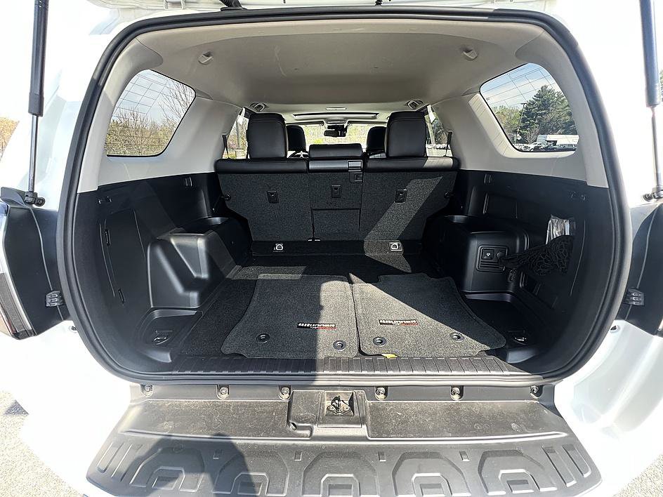 Used 2022 Toyota 4Runner TRD Off-Road Premium w/ Moonroof Package image 31