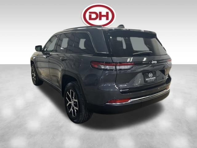 Used 2025 Jeep Grand Cherokee Limited w/ Trailer Tow Package image 9