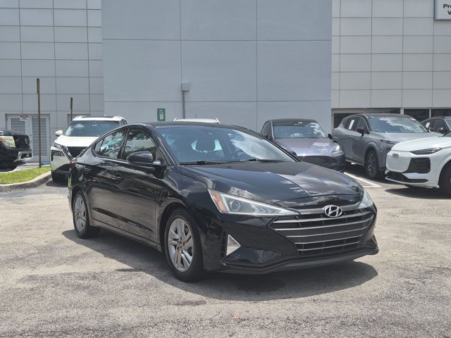 Used 2020 Hyundai Elantra Value Edition FWD image 3