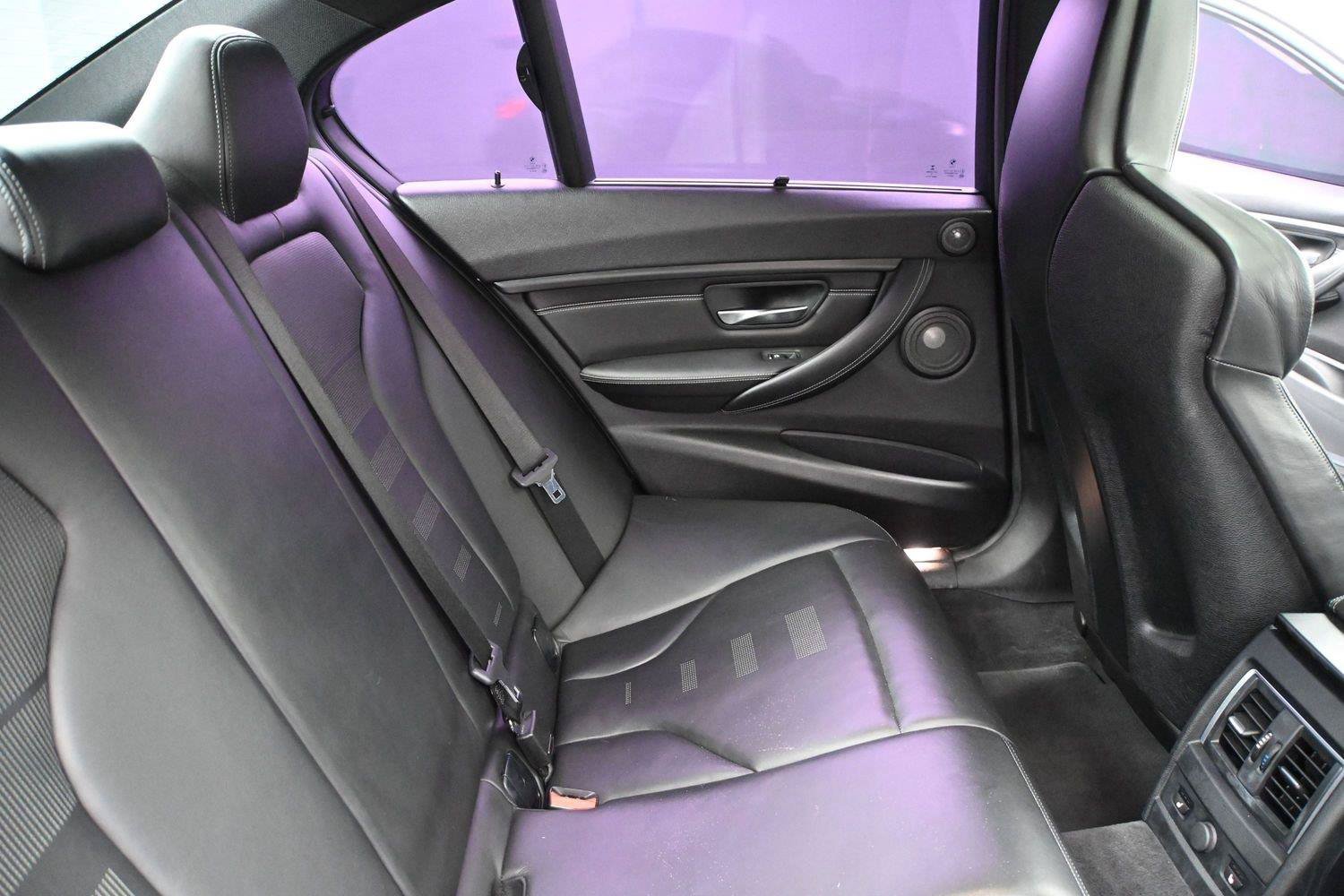 Used 2017 BMW M3 RWD image 19