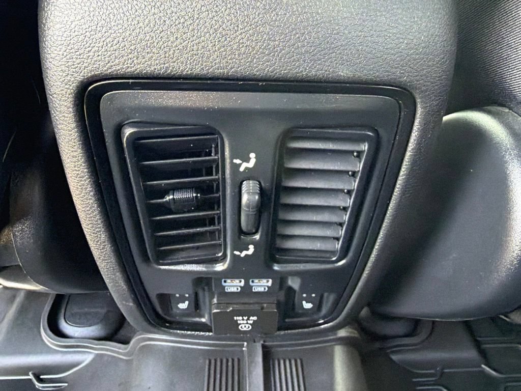 Used 2021 Dodge Durango R/T w/ Blacktop Package AWD/4WD image 28
