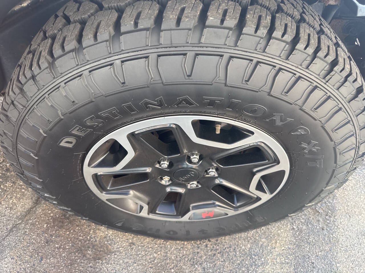 Used 2014 Jeep Wrangler Unlimited Rubicon AWD/4WD image 21