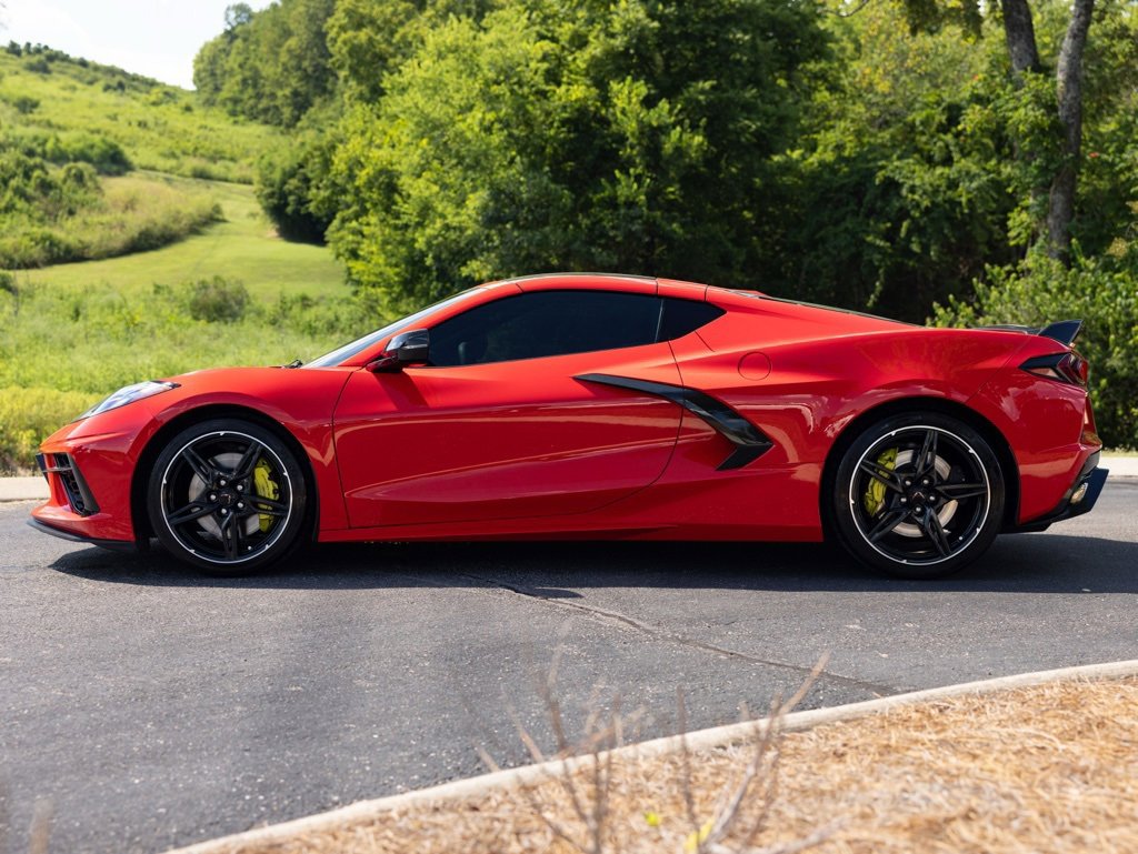 Used 2020 Chevrolet Corvette Stingray Premium Cpe w/ 3LT Preferred Equipment Group image 5