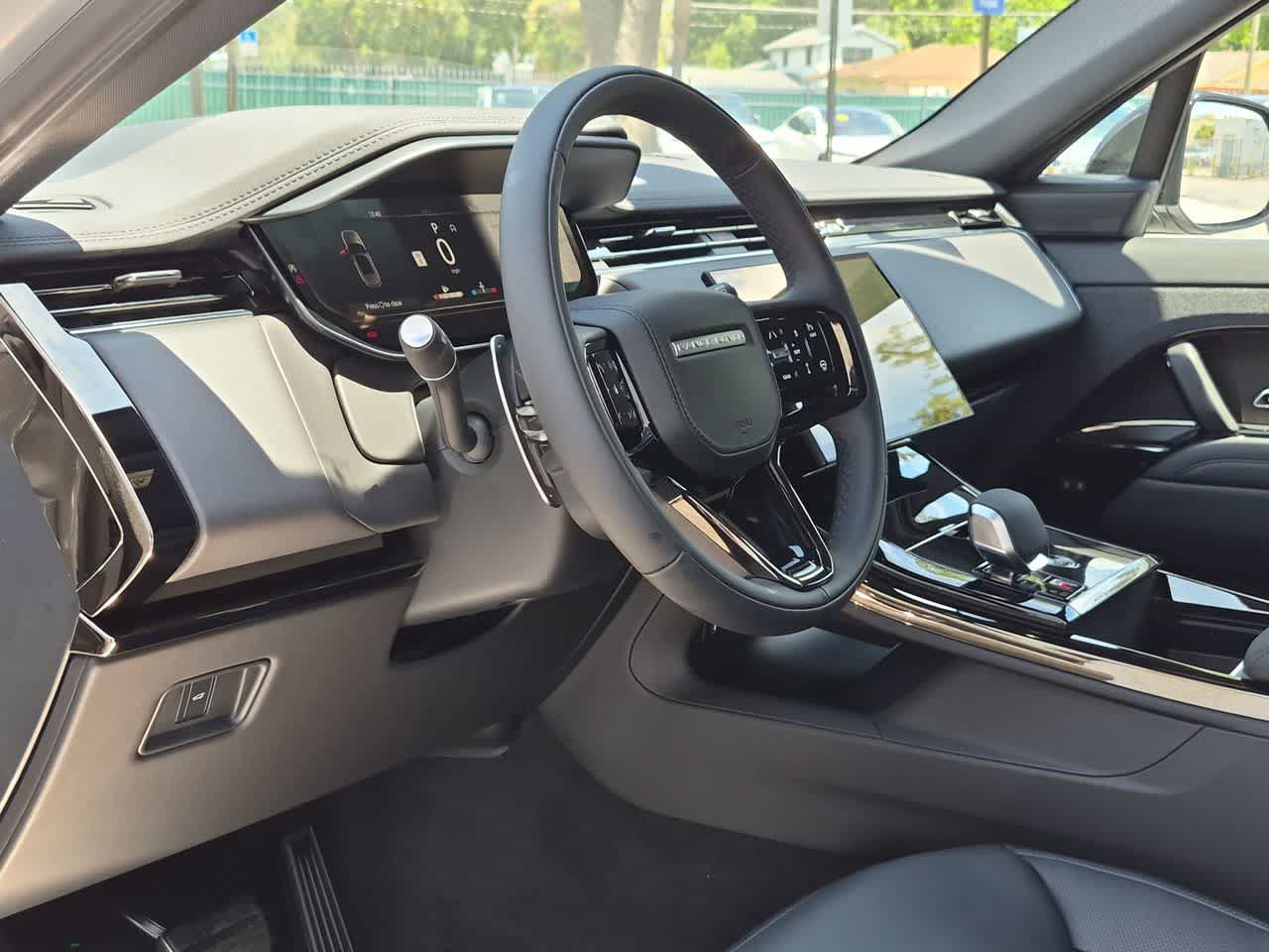 New 2026 Land Rover Range Rover Sport Dynamic SE AWD/4WD image 10