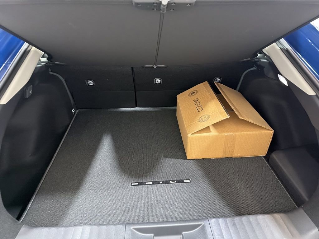 Used 2026 Toyota Prius Plug-In Hybrid image 17