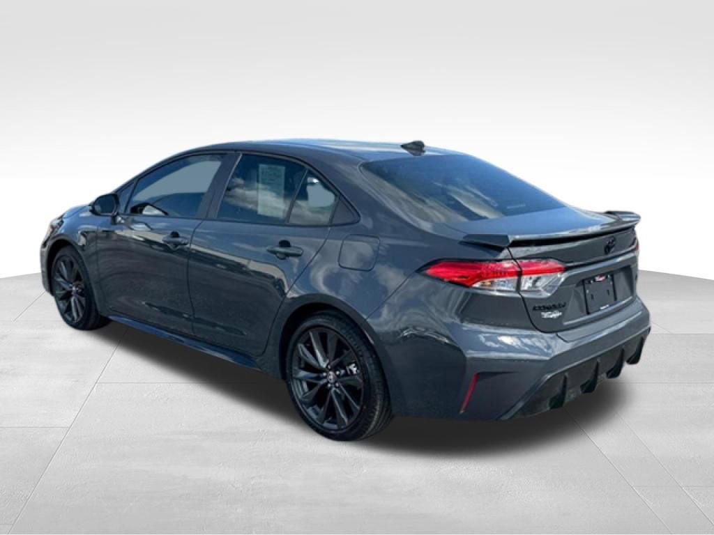 Used 2026 Toyota Corolla SE FWD image 5