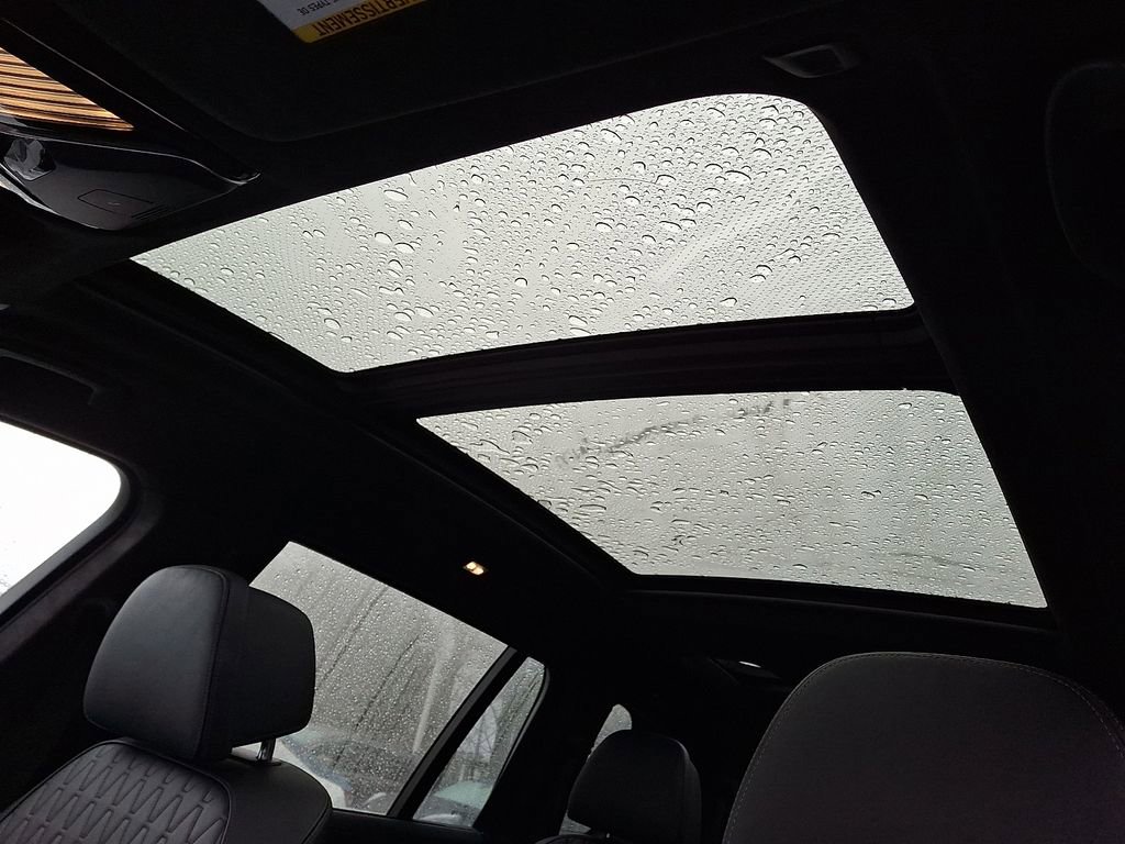 Certified 2022 BMW X7 xDrive40i w/ Executive Package image 12