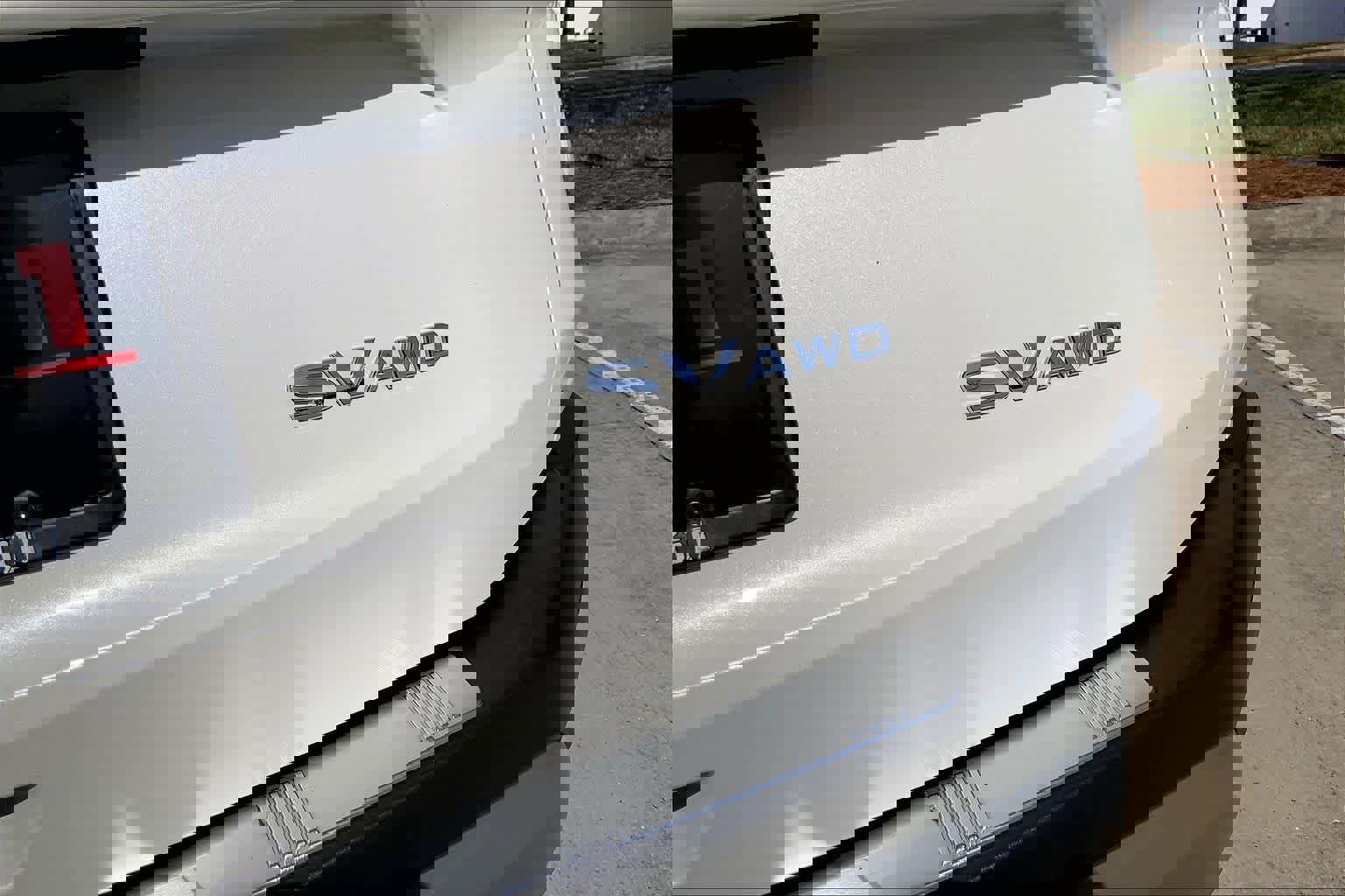 Used 2023 Nissan Rogue SV image 10