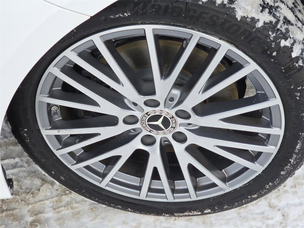 Used 2023 Mercedes-Benz CLA 250 4MATIC image 11