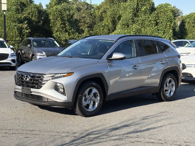 Certified 2024 Hyundai Tucson SEL FWD image 3