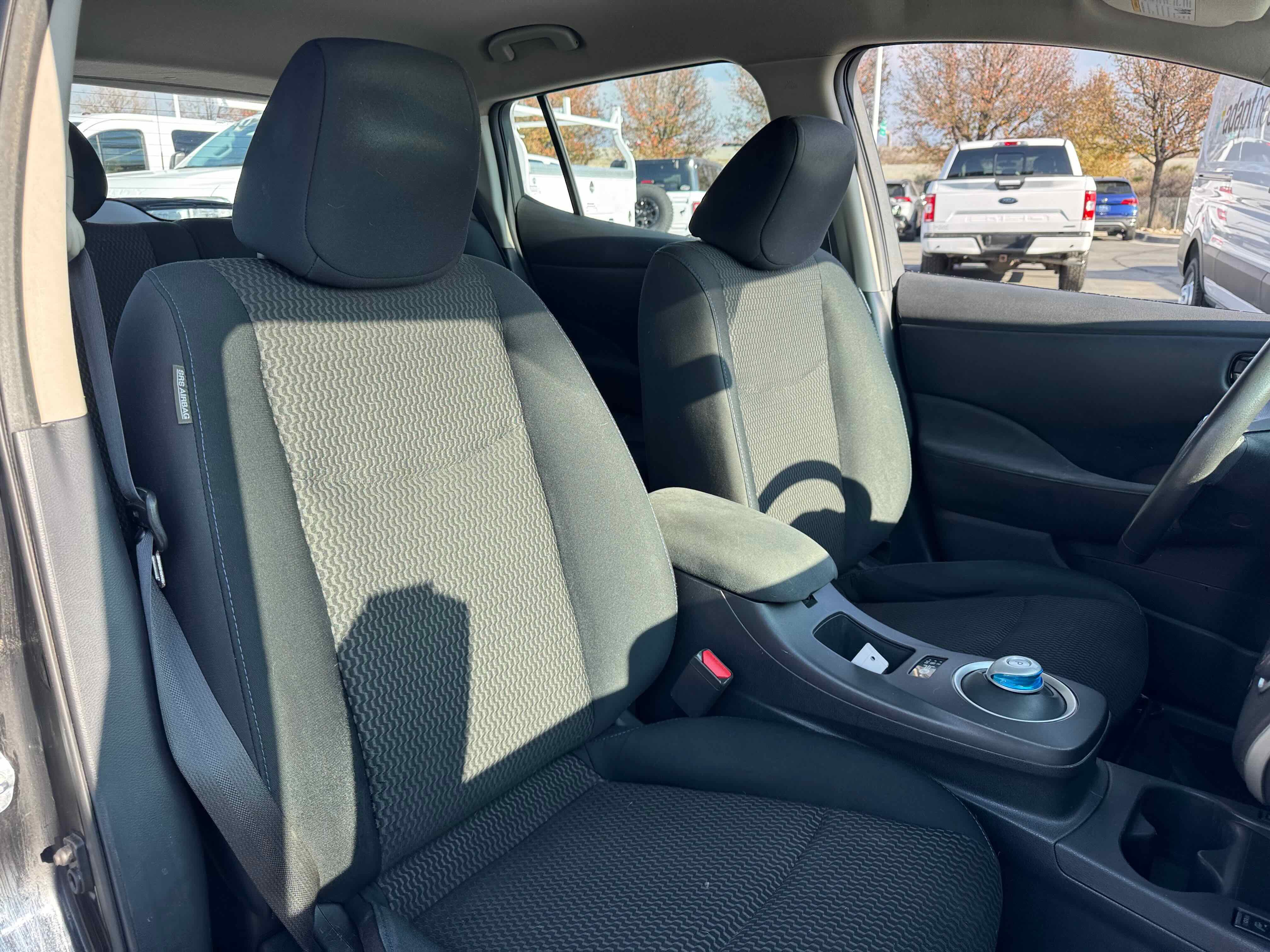 Used 2015 Nissan Leaf S w/ Charge Package image 30