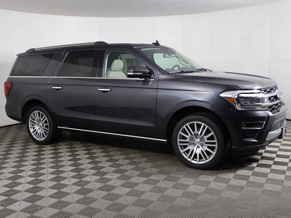 Used 2024 Ford Expedition Max Limited AWD/4WD image 17