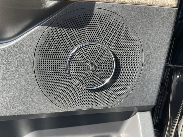 Used 2024 Ford Expedition Limited image 25