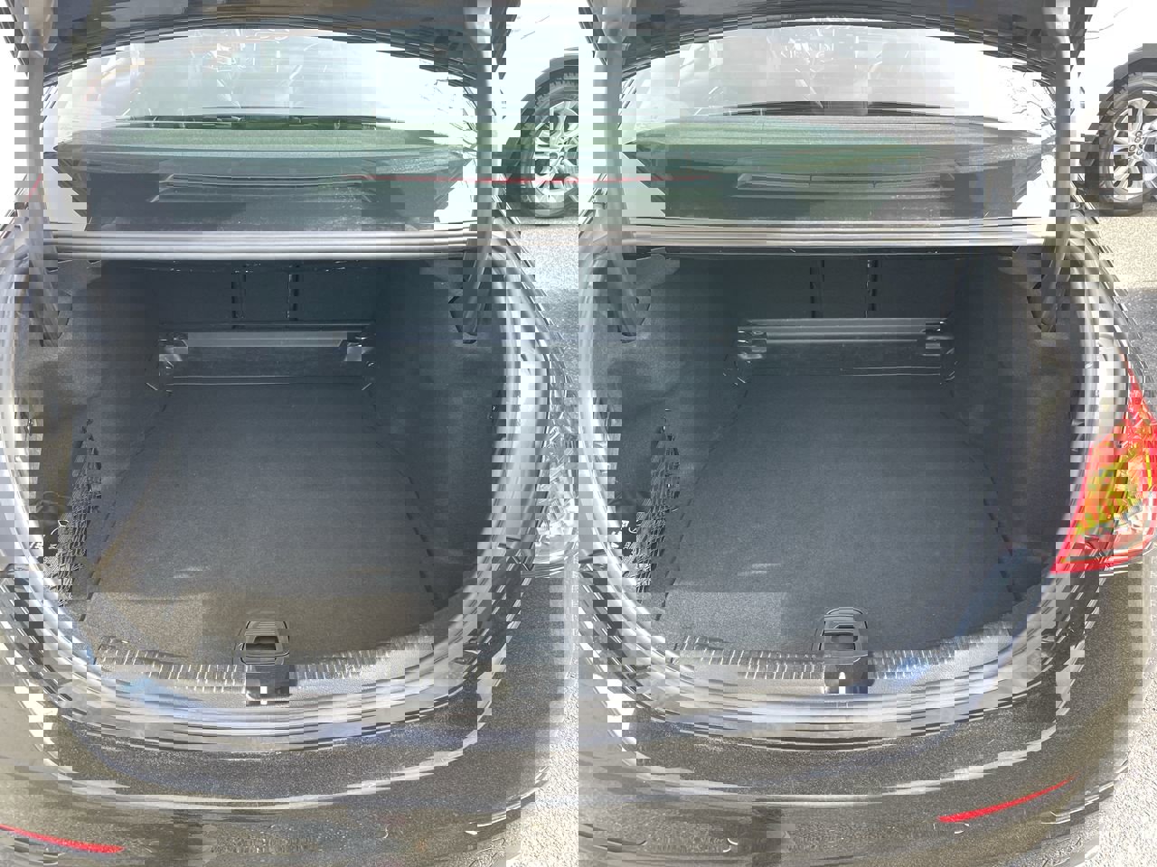 Used 2022 Mercedes-Benz C 300 4MATIC Sedan image 39