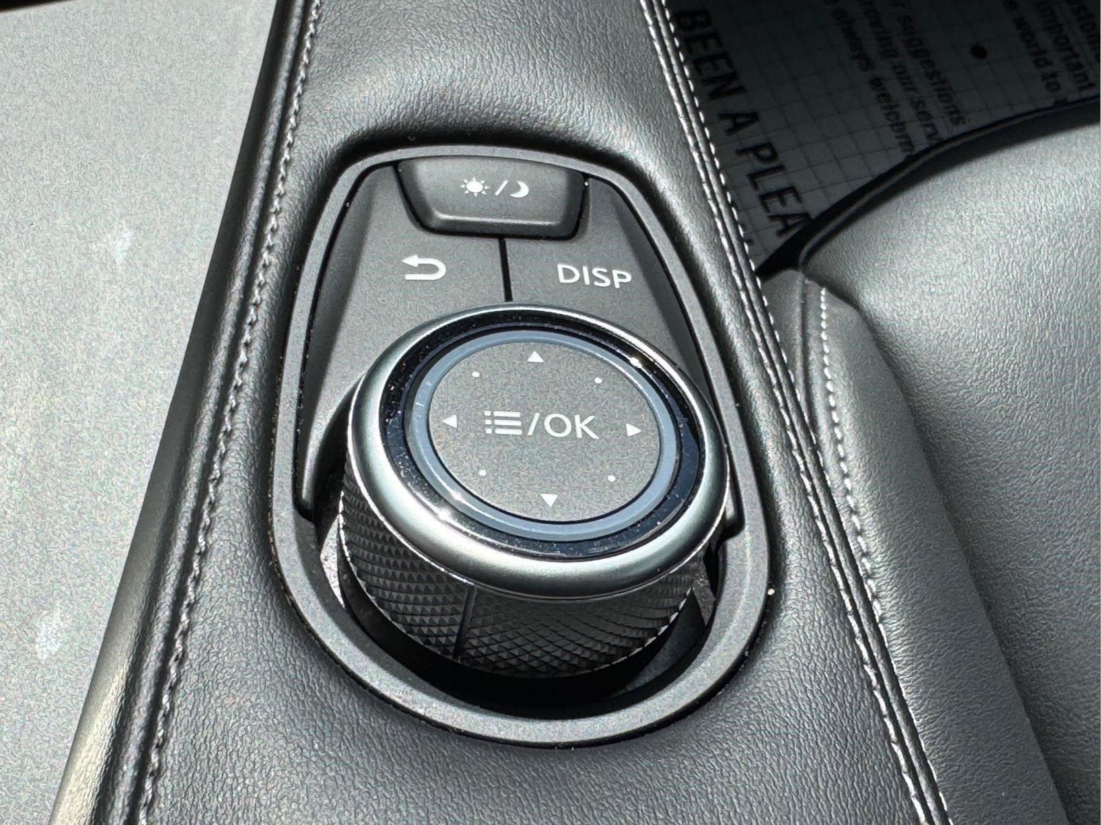 Used 2023 INFINITI QX50 Pure AWD/4WD image 25