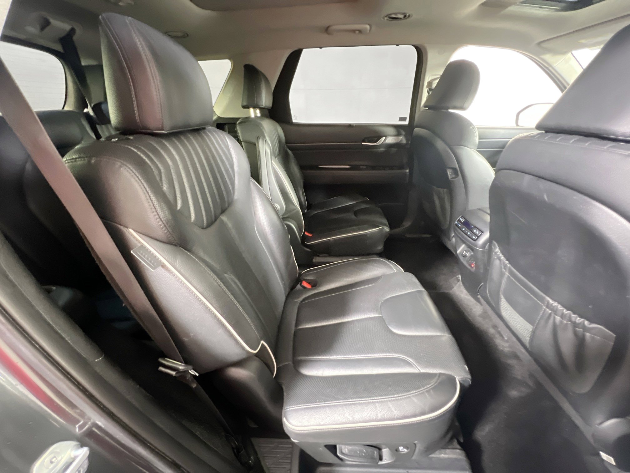 Used 2023 Hyundai Palisade Limited AWD/4WD image 30