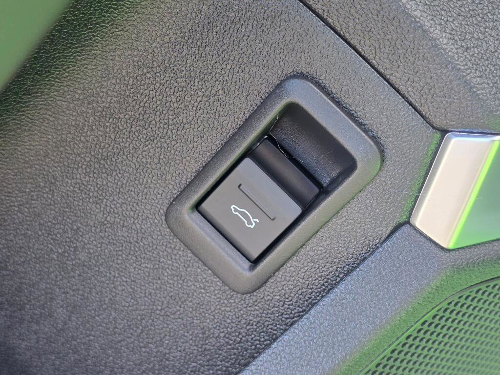 Used 2024 Audi RS 3 w/ Carbon Package AWD/4WD image 37